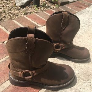 Justin boots-size 9